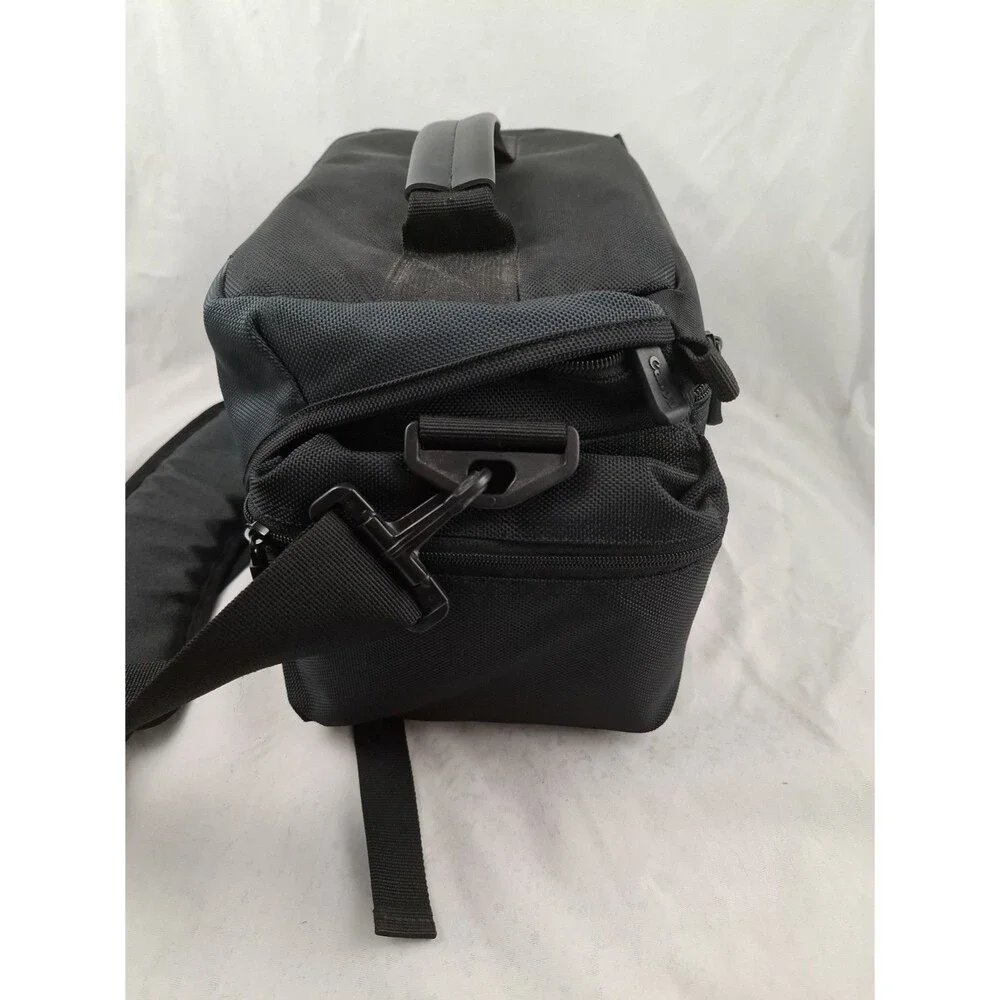 CANON REBEL CAMERA SOFT CUSHIONED CARRY BAG WITH SEPARATERS